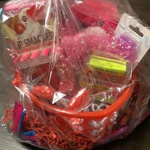Valentine’s Day basket